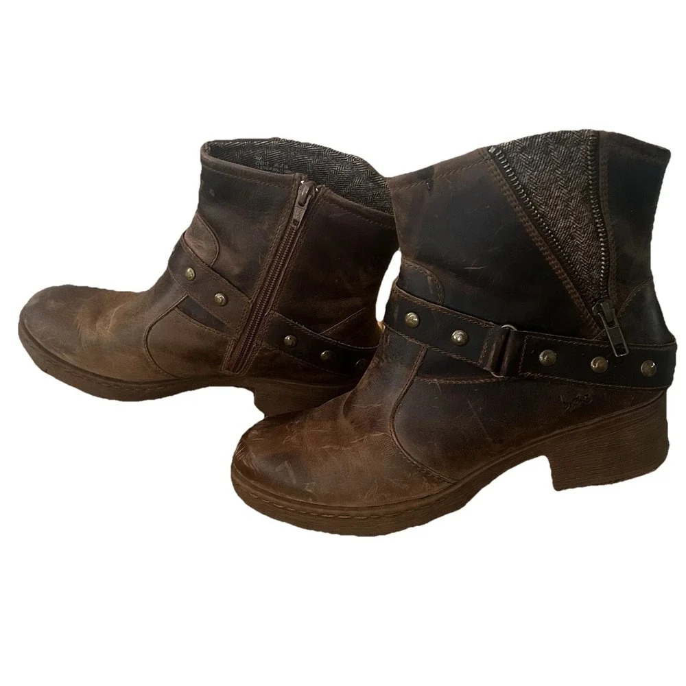 Brown Moto Distressed Leather Ankle Booties Size 8M Zip B.O.C. Born of Concept